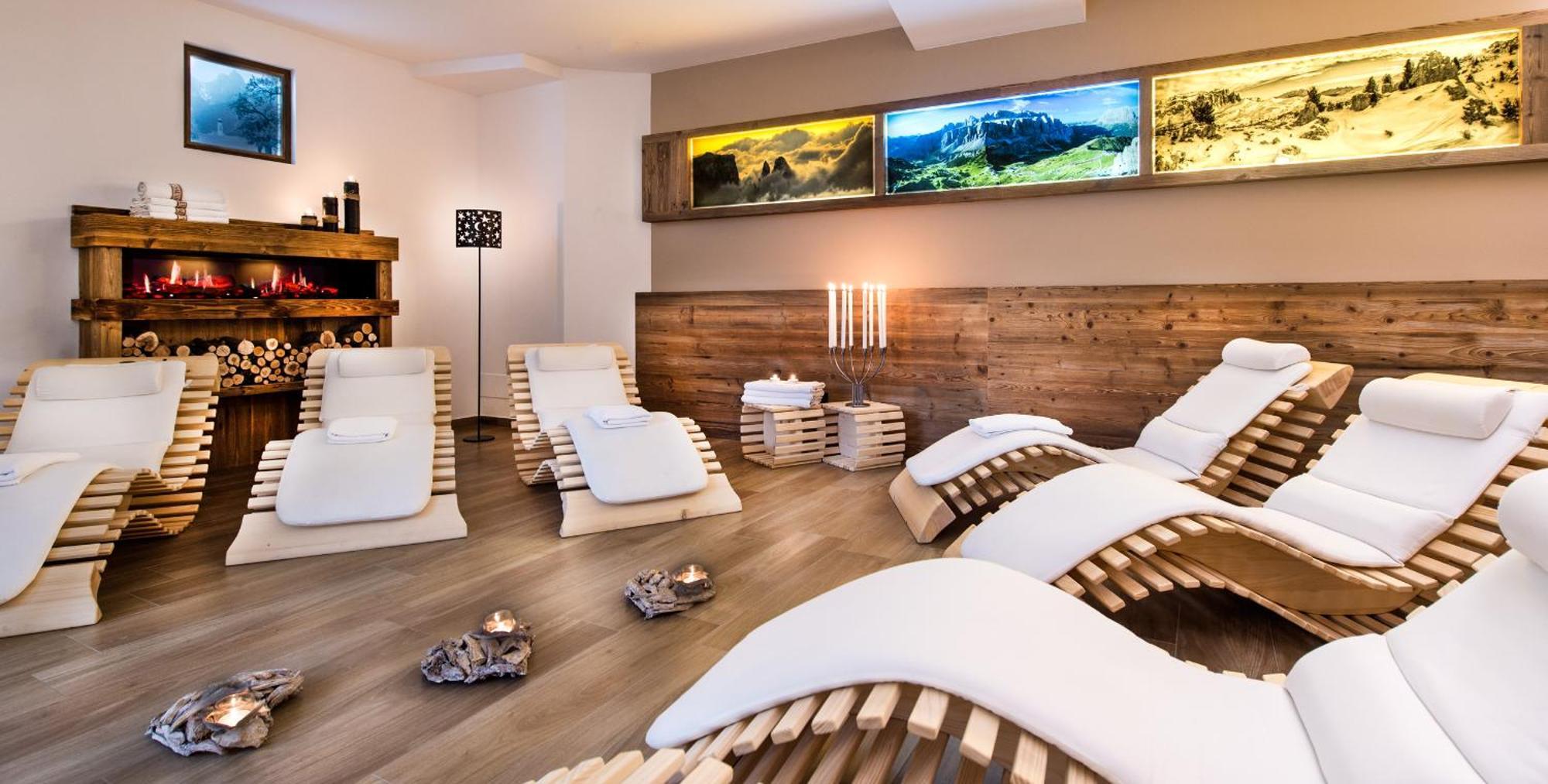 Hotel Alpenroyal Castelrotto Eksteriør billede