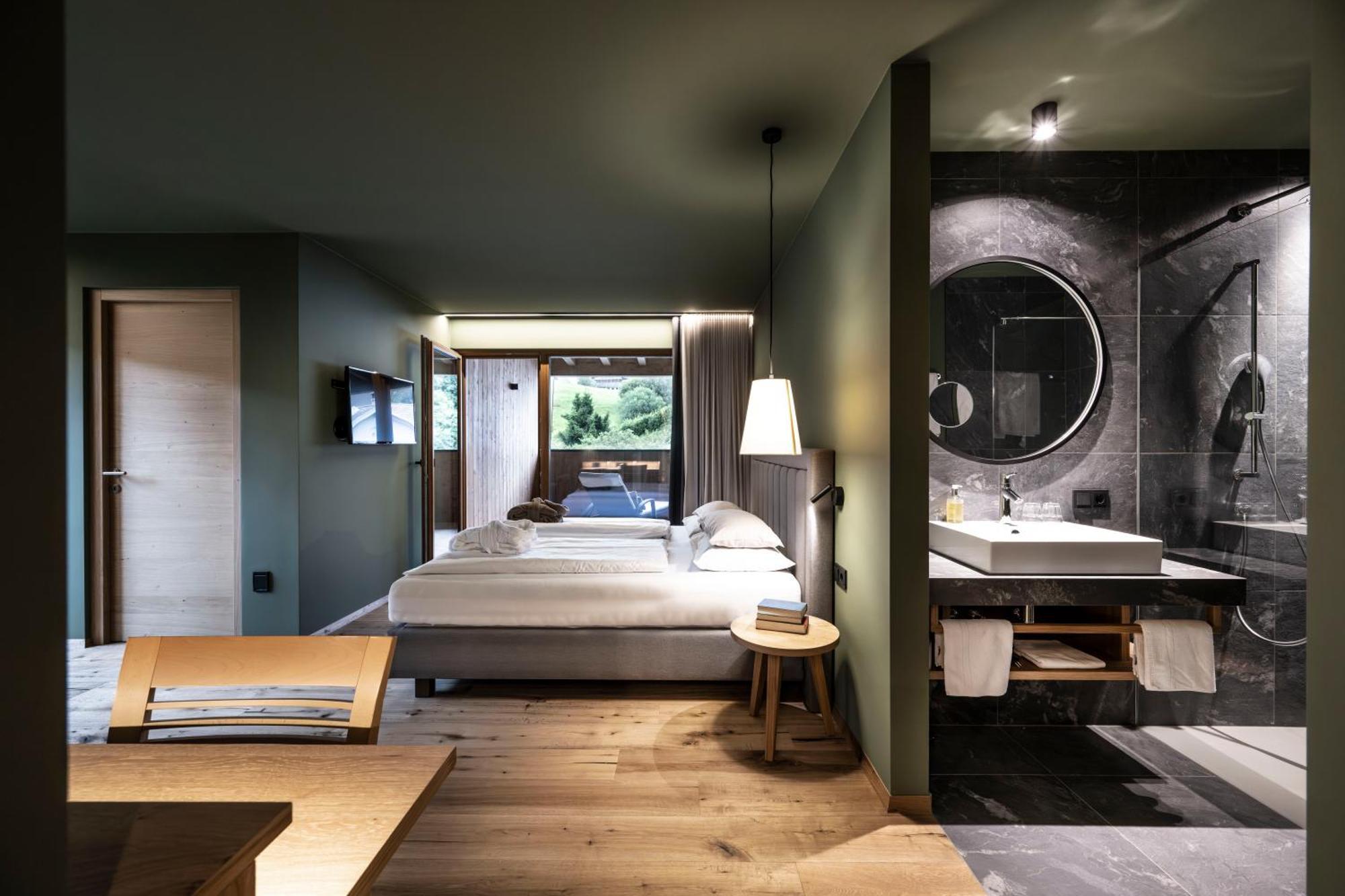 Hotel Alpenroyal Castelrotto Eksteriør billede